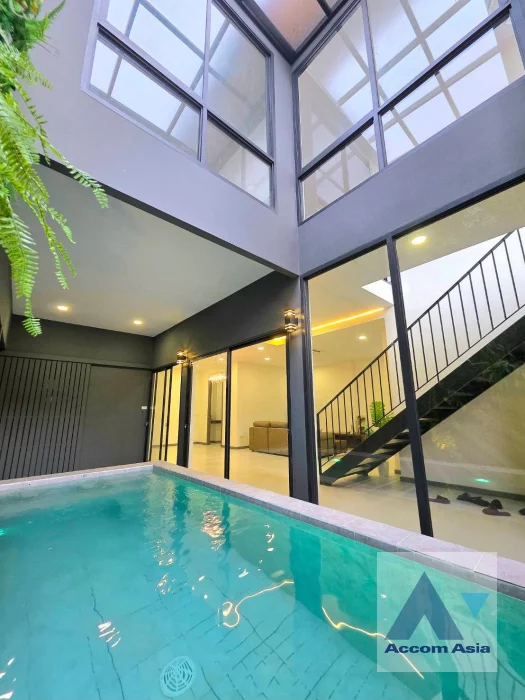 unitFully Furnished, Private Swimming Pool |  3 Bedrooms  House For Rent & Sale in Sukhumvit, Bangkok  near BTS Bang Chak (AA46929)