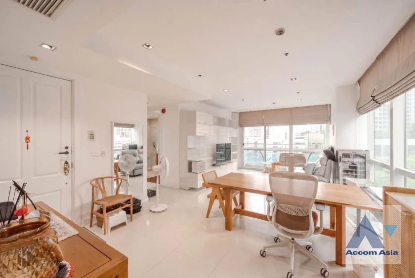 Athenee Residence Condominium  2 Bedroom for Sale BTS Ploenchit in Ploenchit Bangkok