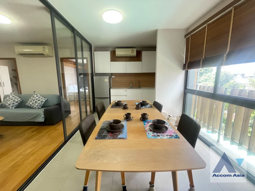 unit 2 Bedrooms  Apartment For Rent in Sukhumvit, Bangkok  near BTS Phrom Phong (AA46944)