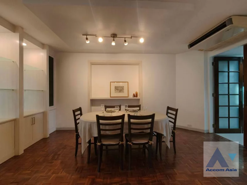8  2 br Apartment for rent and sale in Sukhumvit ,Bangkok BTS Thong Lo at classically furnished apartment AA46947