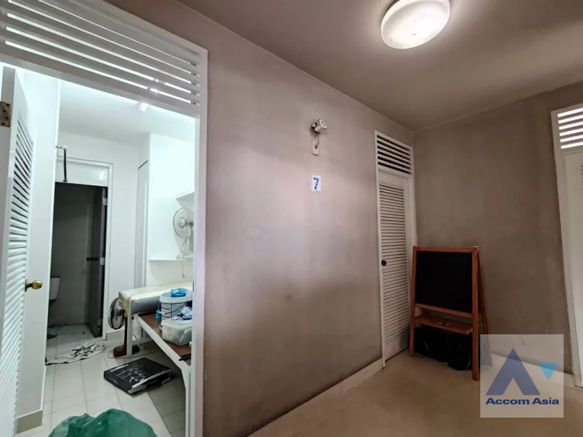 23  2 br Apartment for rent and sale in Sukhumvit ,Bangkok BTS Thong Lo at classically furnished apartment AA46947