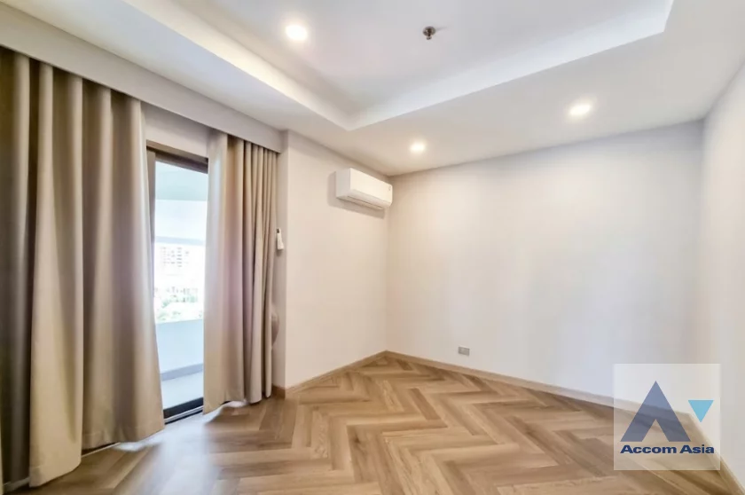 8  4 br Condominium For Rent in Sukhumvit ,Bangkok BTS Phrom Phong at Le Raffine Sukhumvit 24 AA46975