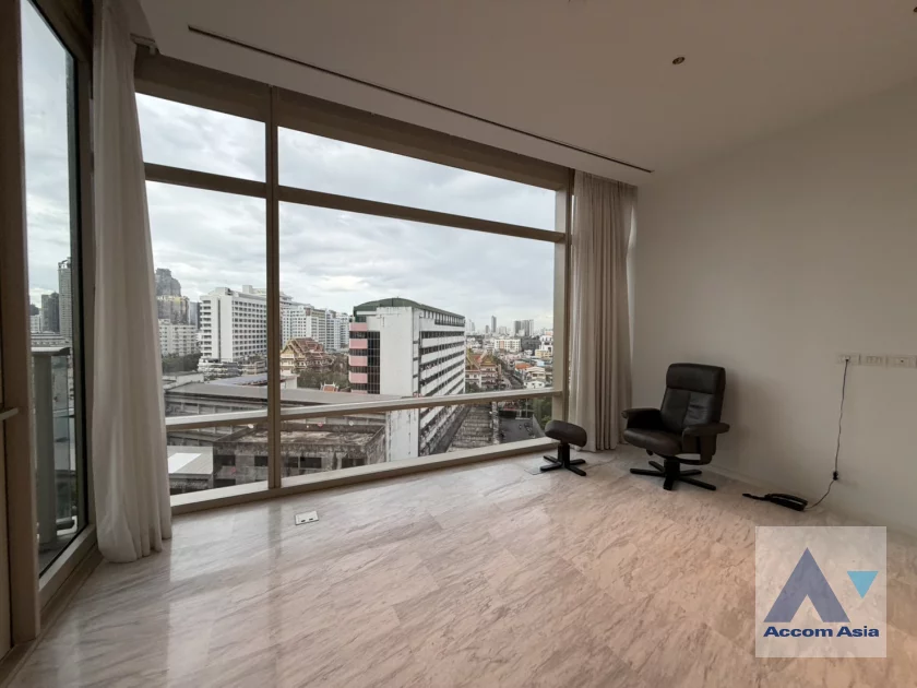 Condominium For Rent & Sale in Charoen Krung, Bangkok Code AA47018