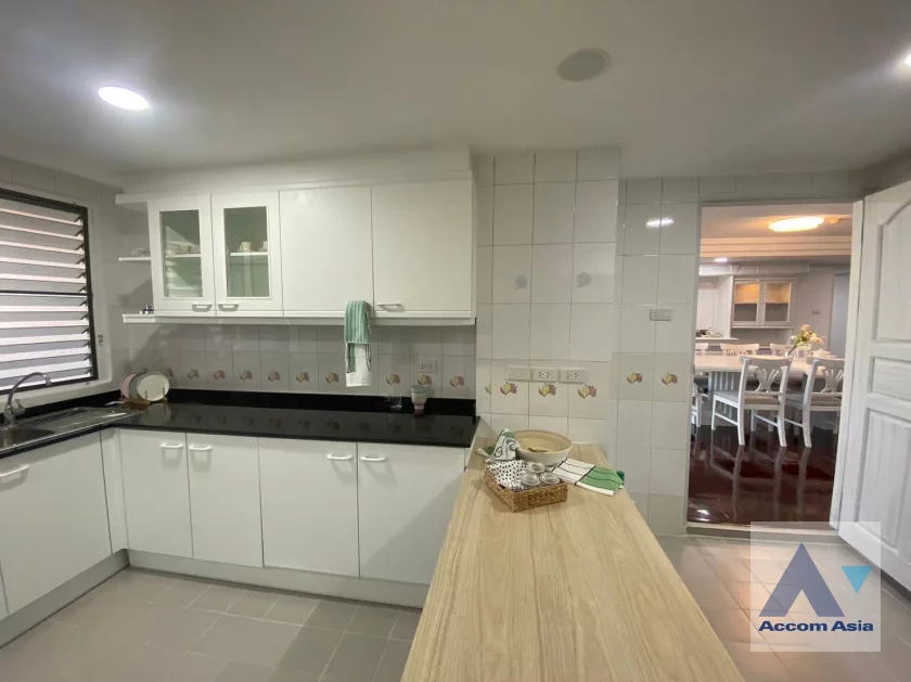  1  3 br Apartment for rent and sale in Sukhumvit ,Bangkok BTS Thong Lo at Suite For Family AA47048