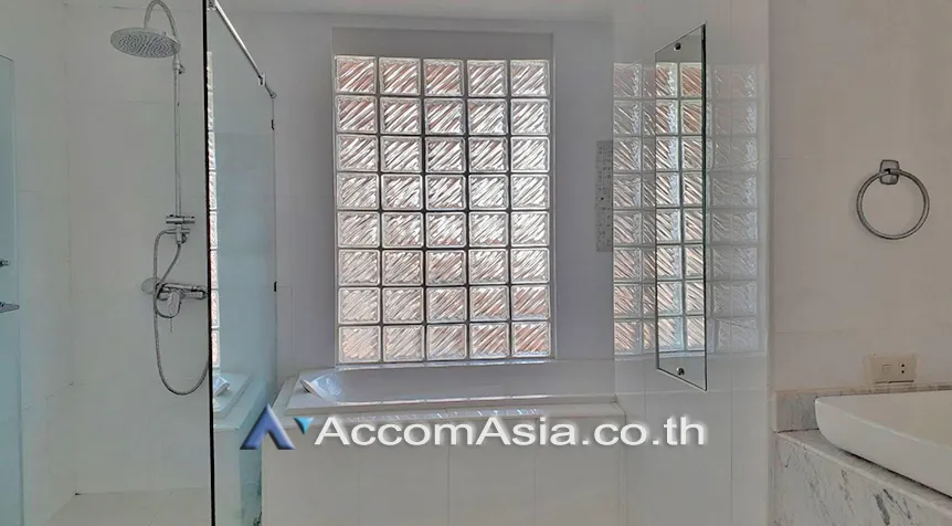 11  3 br Condominium For Rent in Sukhumvit ,Bangkok BTS Ekkamai at Oriental Tower 26173