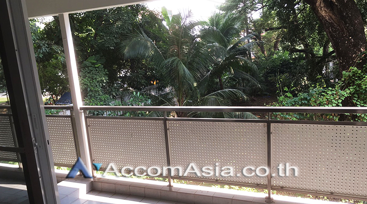 10  2 br Apartment For Rent in Sathorn ,Bangkok BTS Chong Nonsi at Cozy Low-Rise Apartment in a Premium Compound 1000203