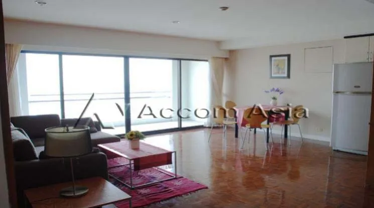 unit 2 Bedrooms  Condominium For Rent in Sathorn, Bangkok  near MRT Lumphini (26435)