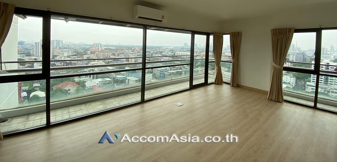  The Natural Place Suite Condominium  2 Bedroom for Rent MRT Lumphini in Sathorn Bangkok