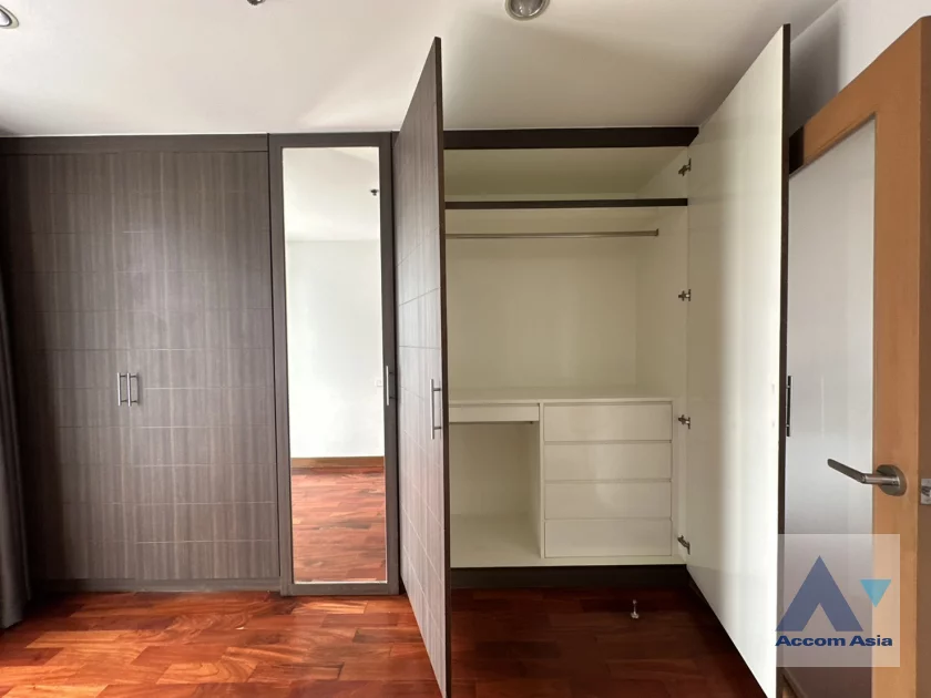 33  4 br Apartment For Rent in Sukhumvit ,Bangkok BTS Phrom Phong at The Contemporary style 16591