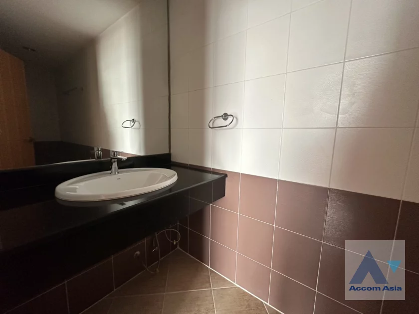 47  4 br Apartment For Rent in Sukhumvit ,Bangkok BTS Phrom Phong at The Contemporary style 16591