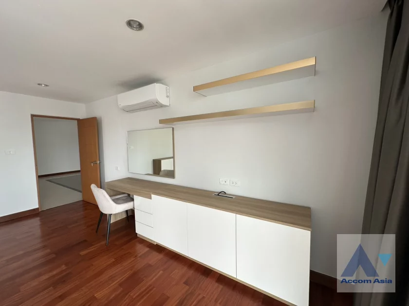 36  4 br Apartment For Rent in Sukhumvit ,Bangkok BTS Phrom Phong at The Contemporary style 16591