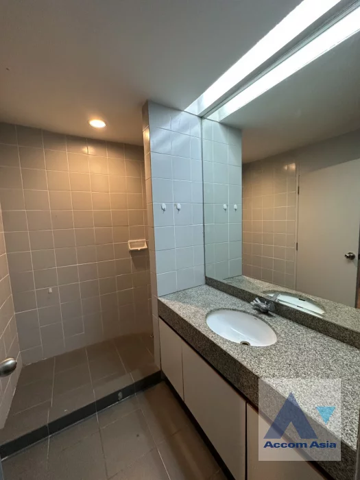 18  2 br Condominium for rent and sale in Sathorn ,Bangkok MRT Khlong Toei at Baan Yen Akard 2026803
