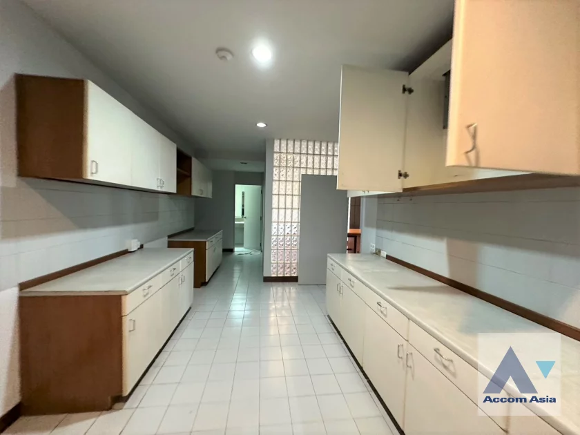 7  2 br Condominium for rent and sale in Sathorn ,Bangkok MRT Khlong Toei at Baan Yen Akard 2026803