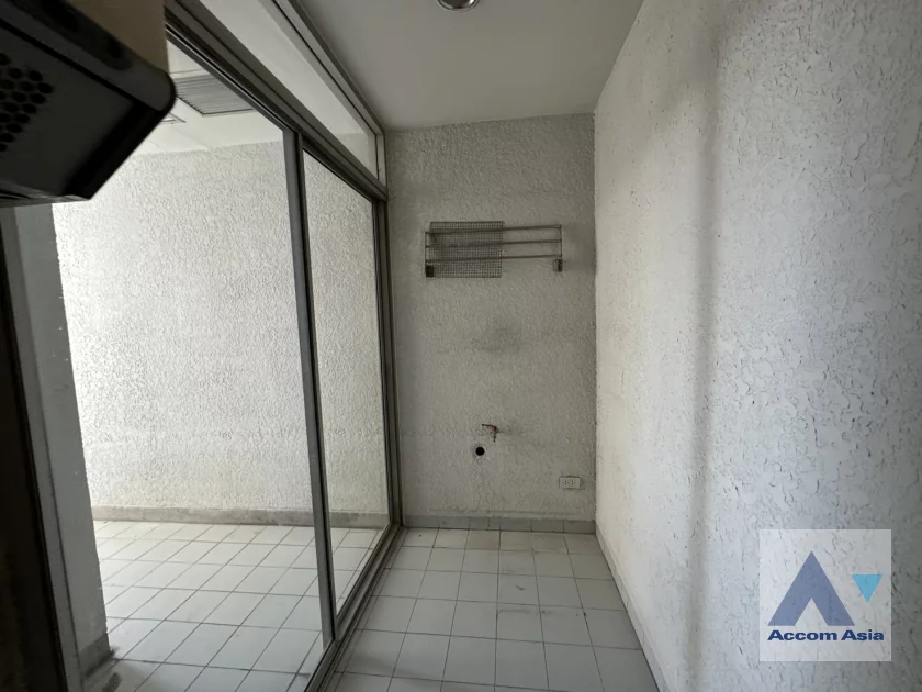 29  2 br Condominium for rent and sale in Sathorn ,Bangkok MRT Khlong Toei at Baan Yen Akard 2026803