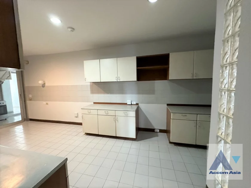 5  2 br Condominium for rent and sale in Sathorn ,Bangkok MRT Khlong Toei at Baan Yen Akard 2026803