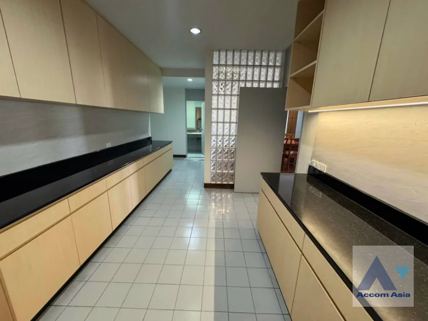9  2 br Condominium For Rent in Sathorn ,Bangkok MRT Khlong Toei at Baan Yen Akard 2026803