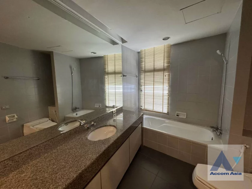 20  2 br Condominium For Rent in Sathorn ,Bangkok MRT Khlong Toei at Baan Yen Akard 2026803