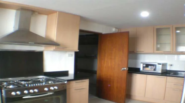 6  3 br Apartment For Rent in Sukhumvit ,Bangkok BTS Phrom Phong at Family Size Residence Starting at 280 Sqm 16849