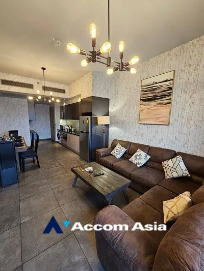 unit 2 Bedrooms  Condominium For Rent in Sathorn, Bangkok  near BTS Sala Daeng - MRT Lumphini (26951)