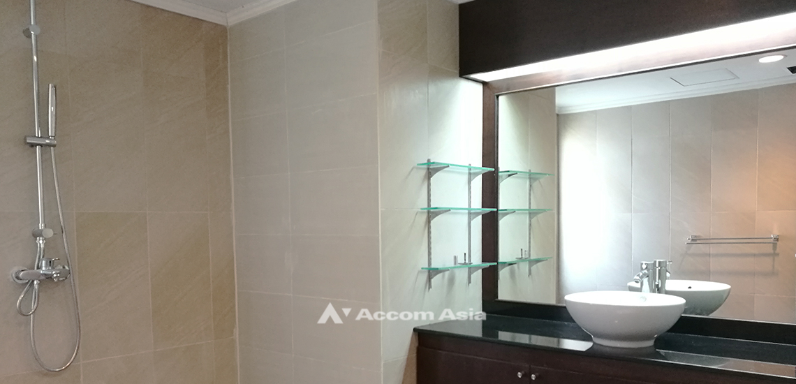 18  3 br Condominium for rent and sale in Sathorn ,Bangkok BTS Sala Daeng - MRT Lumphini at Sathorn Gardens 26956