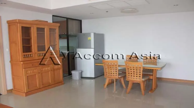 unit 2 Bedrooms  Condominium For Rent in Sathorn, Bangkok  near BTS Chong Nonsi - MRT Lumphini (26974)