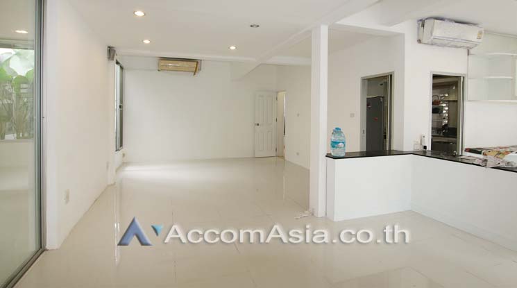 4  4 br House for rent and sale in Sukhumvit ,Bangkok BTS Ekkamai 10002901