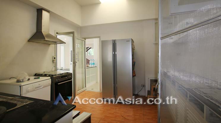 6  4 br House for rent and sale in Sukhumvit ,Bangkok BTS Ekkamai 10002901
