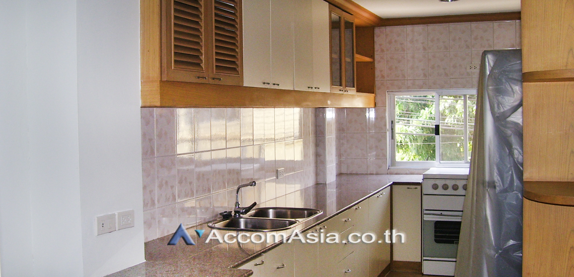  1  3 br Apartment For Rent in Sathorn ,Bangkok BTS Chong Nonsi at Low rise residence 1000303