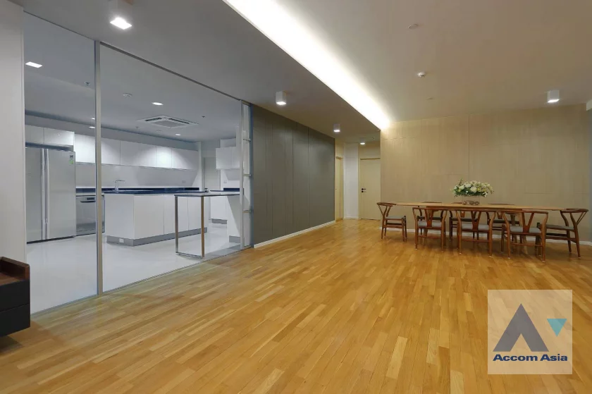  1  3 br Apartment for rent and sale in Sukhumvit ,Bangkok BTS Phrom Phong at High-Rise Serviced Apartment Near The Em District 27006