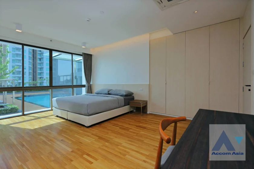 14  3 br Apartment For Rent in Sukhumvit ,Bangkok BTS Phrom Phong at High-Rise Serviced Apartment Near The Em District 27006