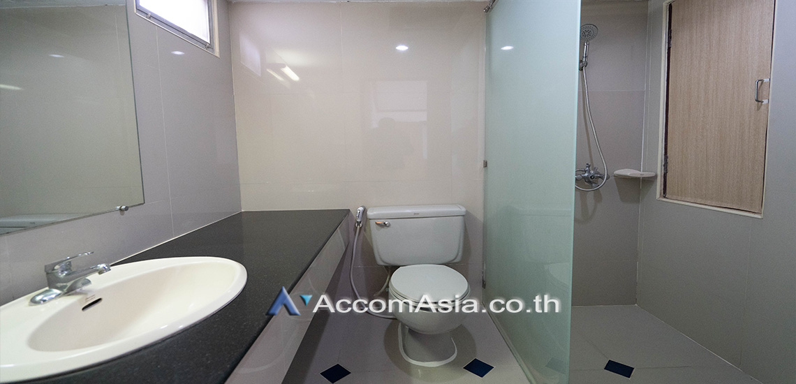 10  3 br Apartment For Rent in Sukhumvit ,Bangkok BTS Ekkamai at Ideal Place For Big Families 17195