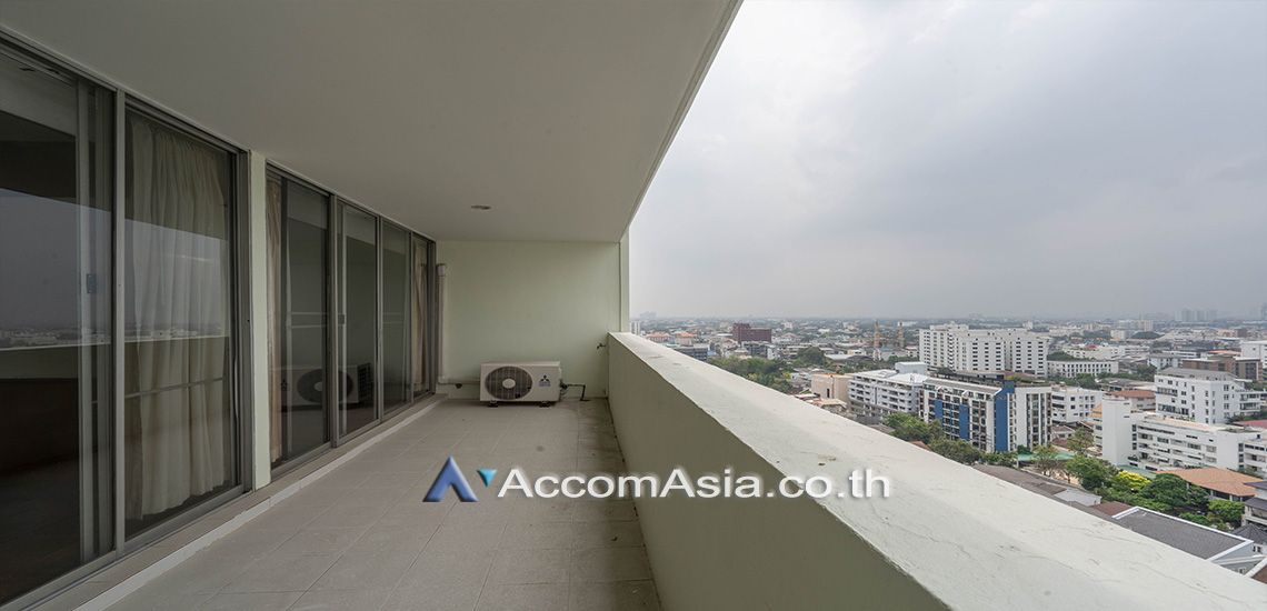 4  3 br Apartment For Rent in Sukhumvit ,Bangkok BTS Ekkamai at Ideal Place For Big Families 17195