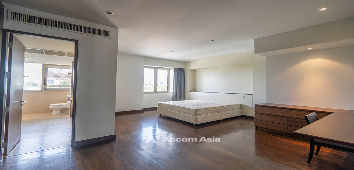 9  3 br Apartment For Rent in Ploenchit ,Bangkok MRT Lumphini - BTS Ploenchit at Modern Retro - 2 Units / floor 17466