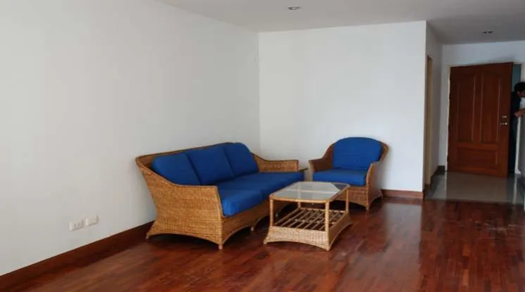 unit 2 Bedrooms  Condominium For Rent in Sukhumvit, Bangkok  near MRT Sukhumvit - BTS Asok (27526)