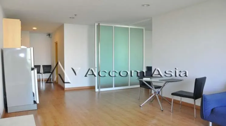 unit 1 Bedroom  Condominium For Rent in Silom, Bangkok  near MRT Silom - BTS Sala Daeng (27533)