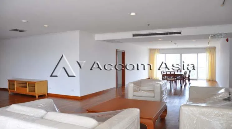 unit 3 Bedrooms  Apartment For Rent in Sathorn, Bangkok  near BRT Technic Krungthep (27743)