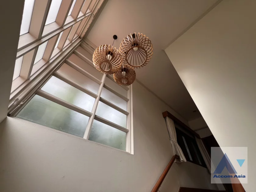 6  4 br House For Rent in Sukhumvit ,Bangkok BTS Phrom Phong 9015501