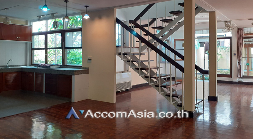  2  2 br House for rent and sale in Sukhumvit ,Bangkok BTS Phrom Phong 9015601