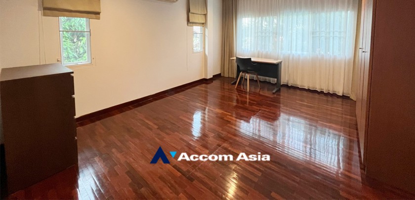 8  4 br House for rent and sale in Pattanakarn ,Bangkok BTS On Nut at Panya Pattanakarn Village 47790