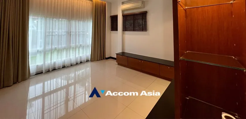 13  4 br House for rent and sale in Pattanakarn ,Bangkok BTS On Nut at Panya Pattanakarn Village 47790