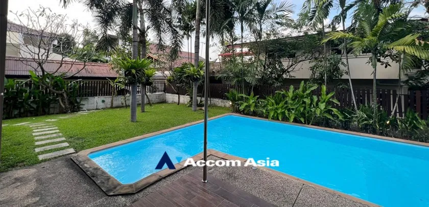 19  4 br House for rent and sale in Pattanakarn ,Bangkok BTS On Nut at Panya Pattanakarn Village 47790
