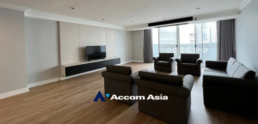 unitPet friendly |  4 Bedrooms  Apartment For Rent in Sukhumvit, Bangkok  near BTS Asok - MRT Sukhumvit (1001601)
