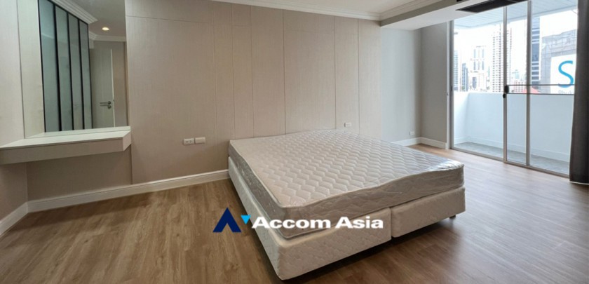5  4 br Apartment For Rent in Sukhumvit ,Bangkok BTS Asok - MRT Sukhumvit at Newly renovated modern style living place 1001601