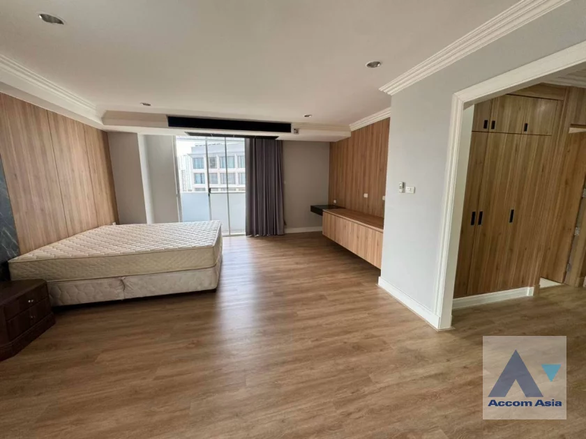 6  4 br Apartment for rent and sale in Sukhumvit ,Bangkok BTS Asok - MRT Sukhumvit at Newly renovated modern style living place 1001601