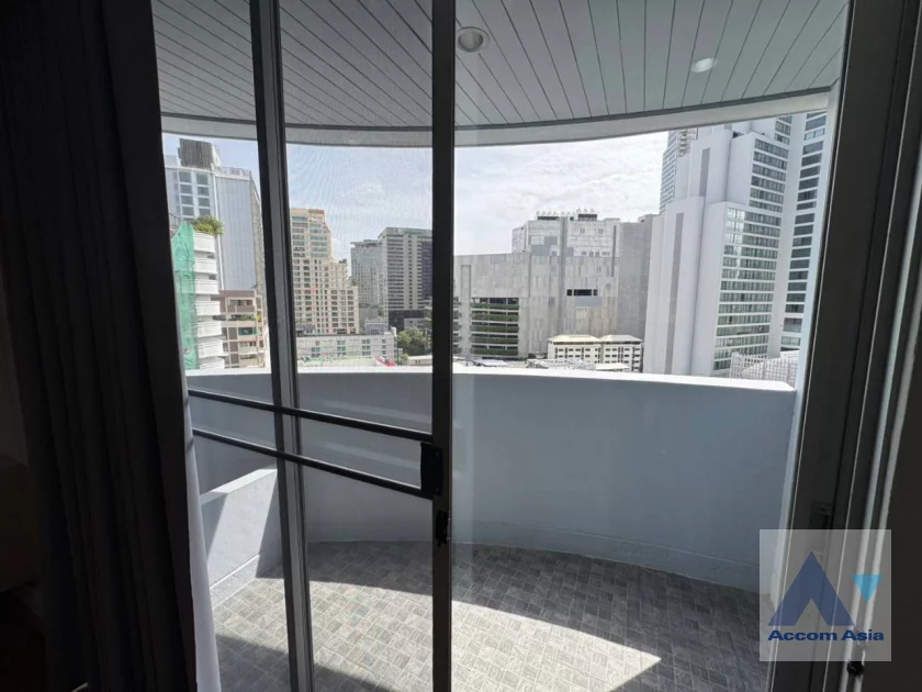 10  4 br Apartment for rent and sale in Sukhumvit ,Bangkok BTS Asok - MRT Sukhumvit at Newly renovated modern style living place 1001601
