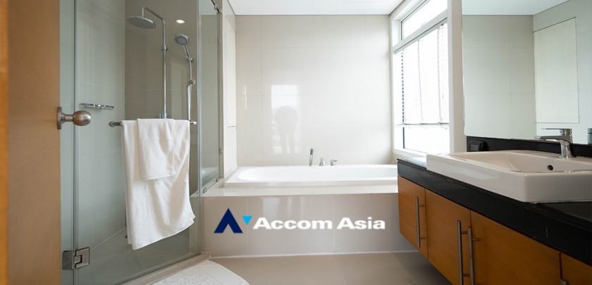9  3 br Condominium for rent and sale in Sukhumvit ,Bangkok BTS Ekkamai at Fullerton Sukhumvit 28010
