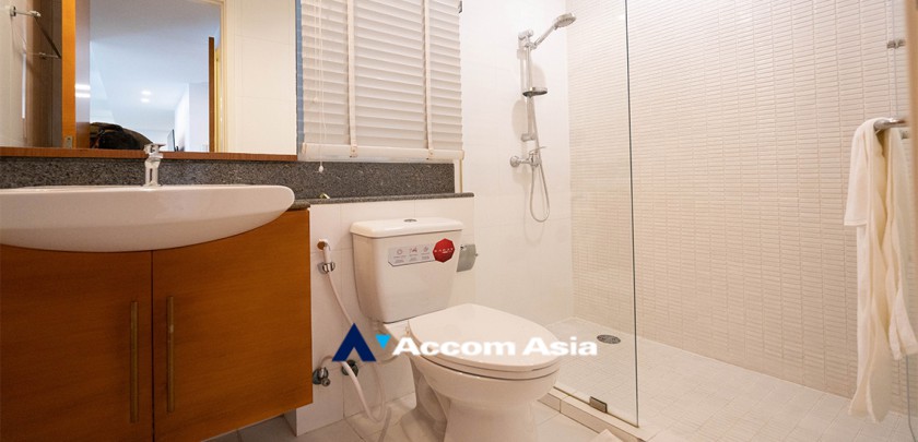 11  3 br Condominium for rent and sale in Sukhumvit ,Bangkok BTS Ekkamai at Fullerton Sukhumvit 28010