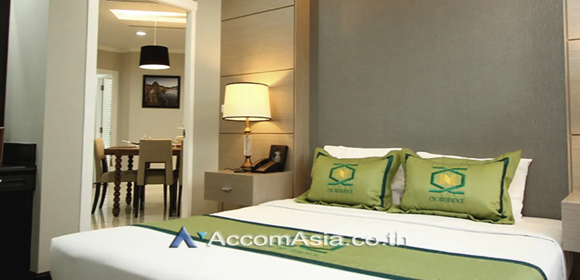 unit 3 Bedrooms  Apartment For Rent in Sukhumvit, Bangkok  near BTS Phrom Phong (28172)
