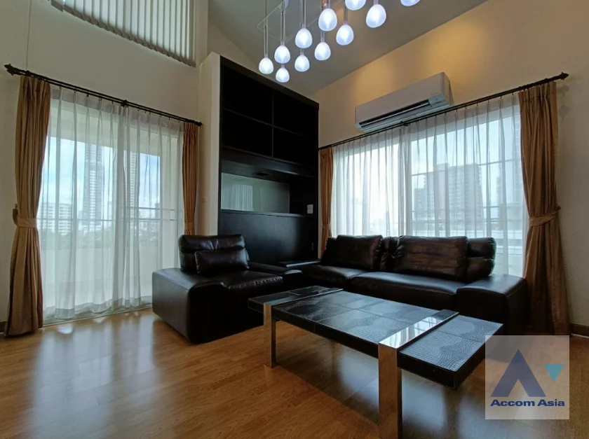 4  3 br Apartment For Rent in Sukhumvit ,Bangkok BTS Phrom Phong at Comfortable for living 28172
