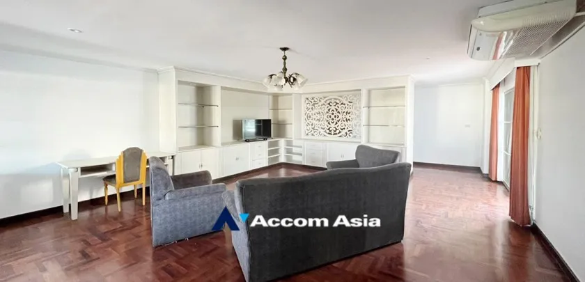 Big Balcony |  Regent On The Park 3 Condominium  3 Bedroom for Sale & Rent BTS Phrom Phong in Sukhumvit Bangkok